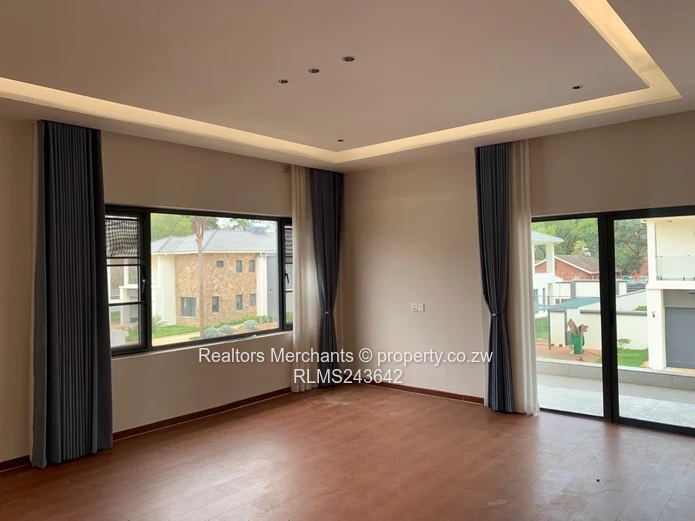 Pomona Townhouse For Sale