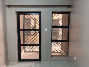 Flat & Apartment