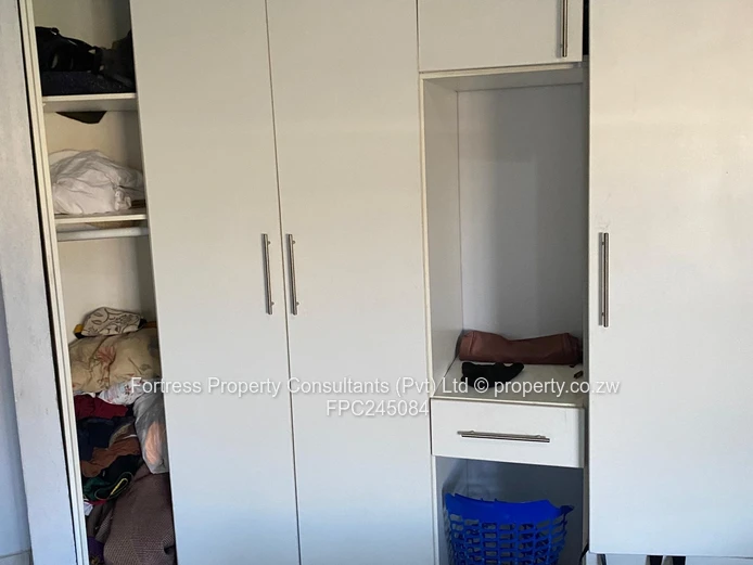 Spacious 5-Bedroom Family Home for Rent – New Marimba Park ?