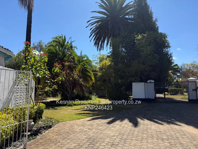 neat family home in great location 