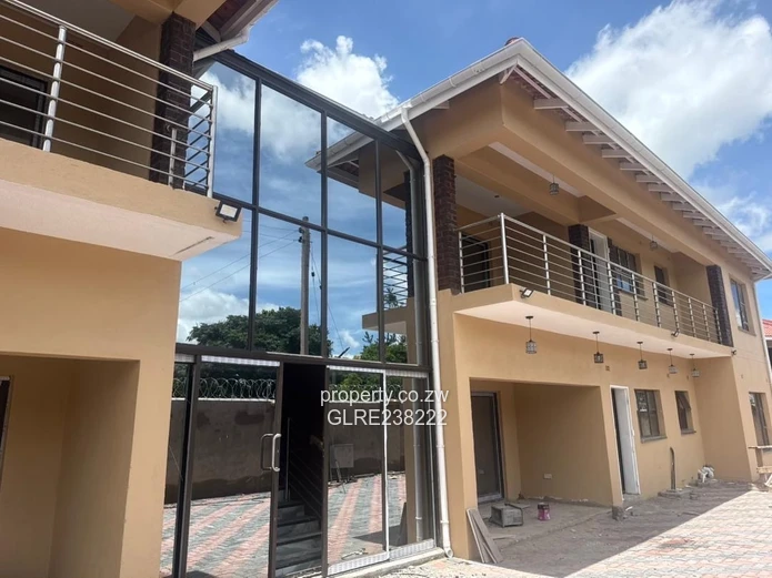 8 Units Available in Mabelreign To Let 