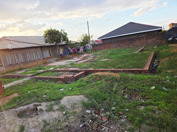 Stands & Residential Land