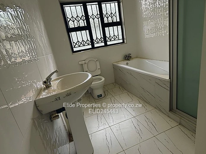 Tynwald: 4-Bed Tiled Split-Level Home with En-suite