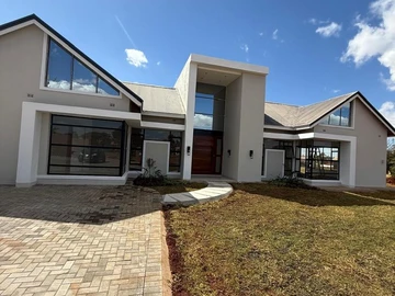 Exquisite newly built family home for sale