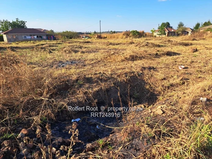 Residential Stand For Sale in Manresa Estate