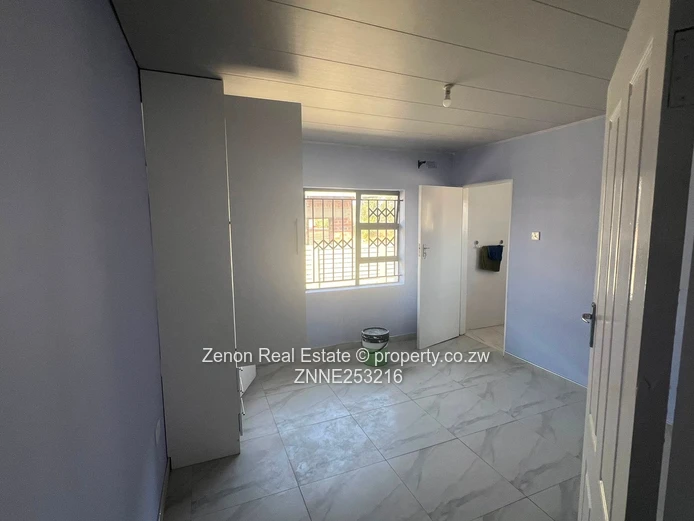 Cold Comfort 2in 1 house for sale (cluster )