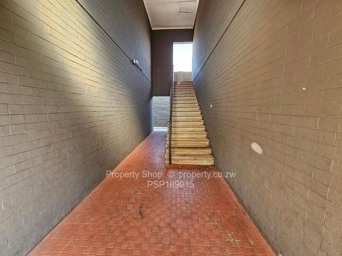 Investment Property In South Africa -Excellent return - 14 % Net Yield awaits!