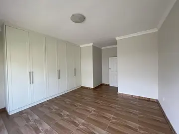 6 Unit Townhouse Complex