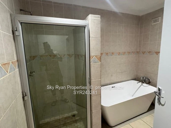 Bluffhill House To Let