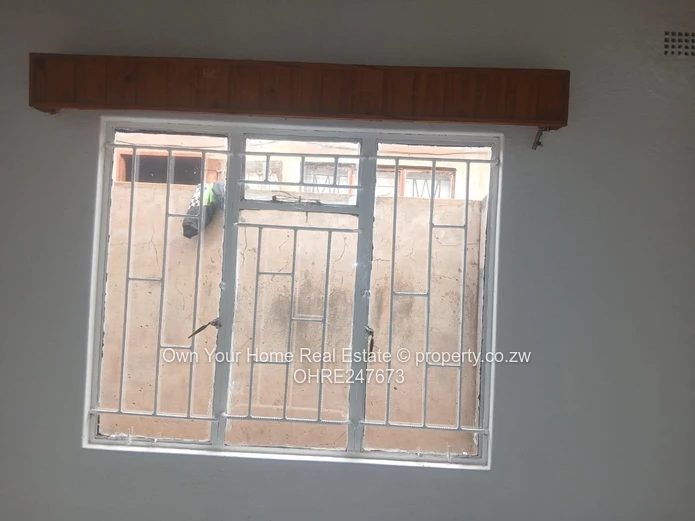 Freshly Painted 4-Bed Home with Enclosed Yard in Sunningdale