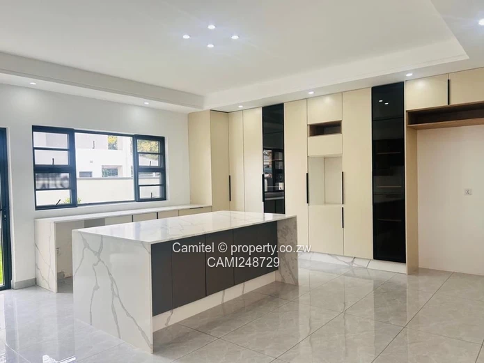 Stylish 5-Bed Double-Storey in Vainona — Garage & Balcony