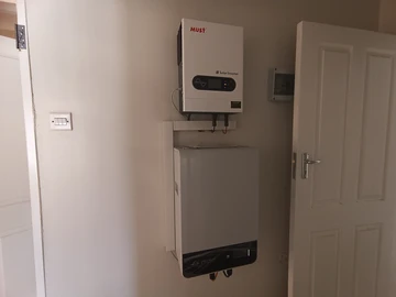 3 Bedroom Flat & Apartment