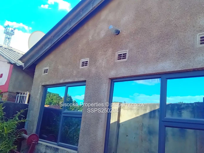 Secure 3-Bed Home in Zengeza 2