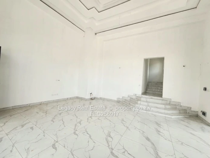 Borrowdale 6-Bed Luxury Home with Borehole & Garden