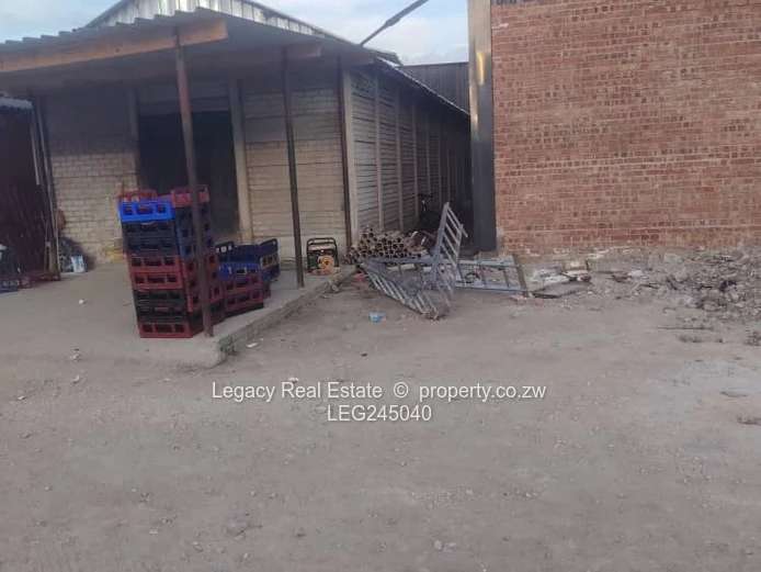 Warehouse To Let In Waterfalls Industrial Park