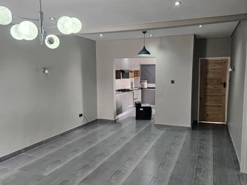 3 Bedroom Flat & Apartment