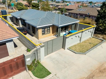 5 Bedroom House