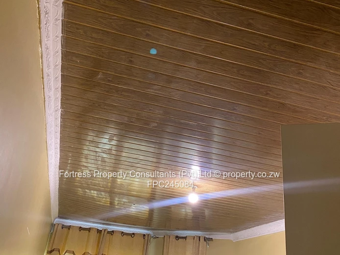 Spacious 5-Bedroom Family Home for Rent – New Marimba Park ?