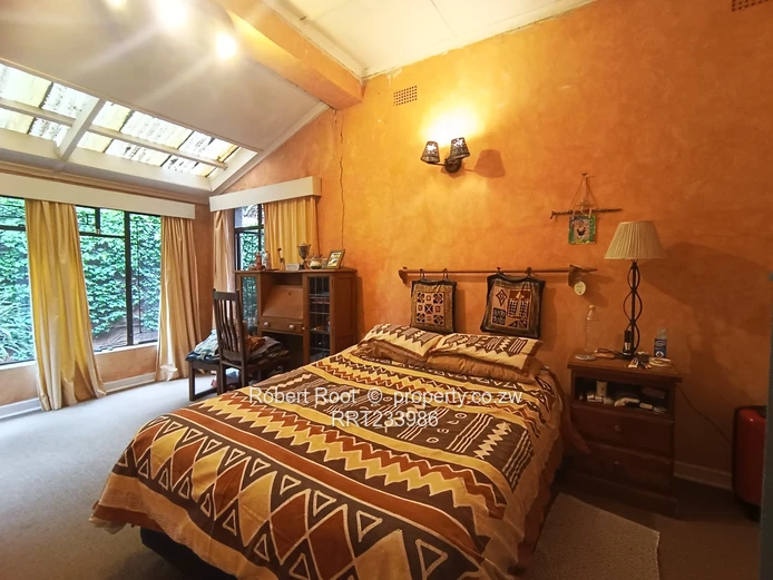 5 bed family home on the Ridge Avondale