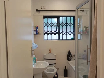 2 Bedroom Garden Flat