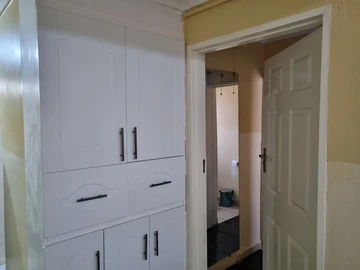 Farm & Agricultural Land