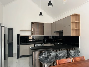 3 Bedroom Flat & Apartment