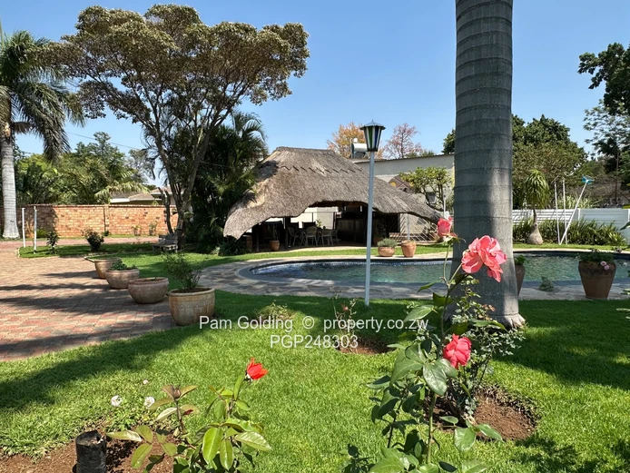 Beautiful Family Home For Sale In Woodlands (Sole Mandate)