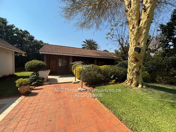 Emerald Hill: 5-Bed Home with Pool & Borehole (Sole Mandate)