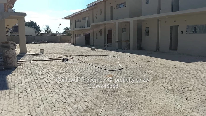 Newly built 2 bed apartment for sale in Ashdown Park