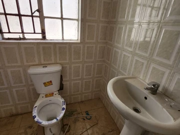 3 Bedroom Garden Flat