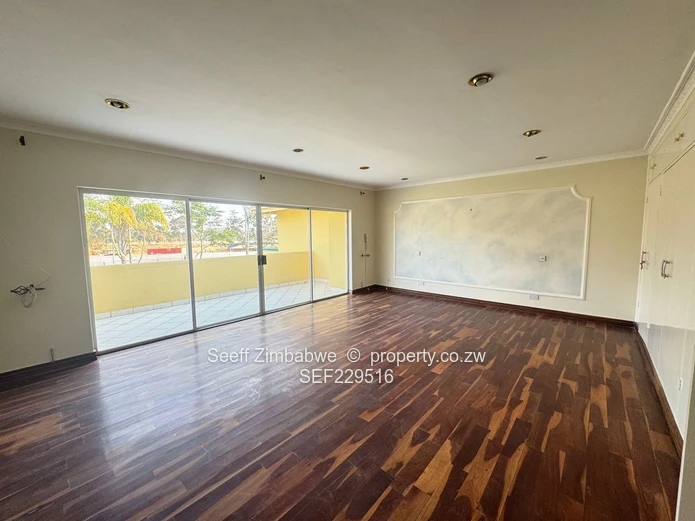 Executive Living or a Prime Commercial Opportunity in Mt Pleasant 