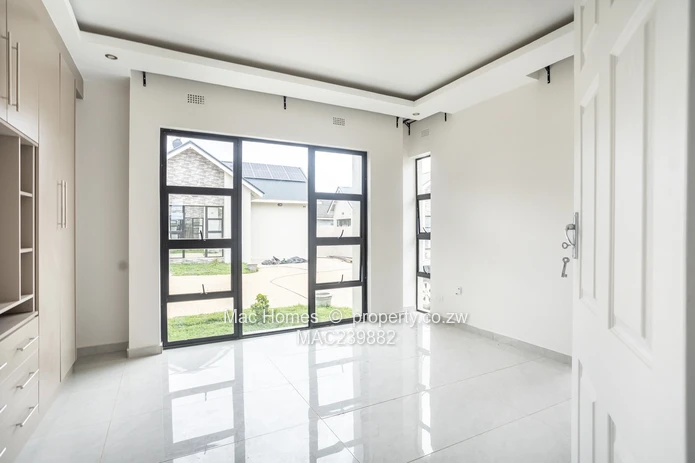 Laxurious Living: Borrowdale West