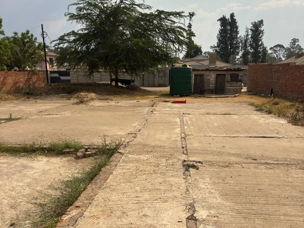 Stands & Residential Land