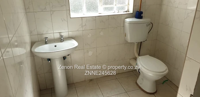 3 Bedroomed House For Sale In Borrowdale Philadelphia