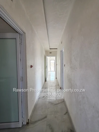 A must see house in Nyabira Penrose  (Sole Mandate)