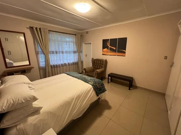 3 Bedroom Garden Flat