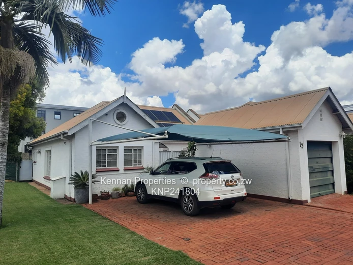 Superbly Located Close to Bus Routes, Hospitals (Sole Mandate)