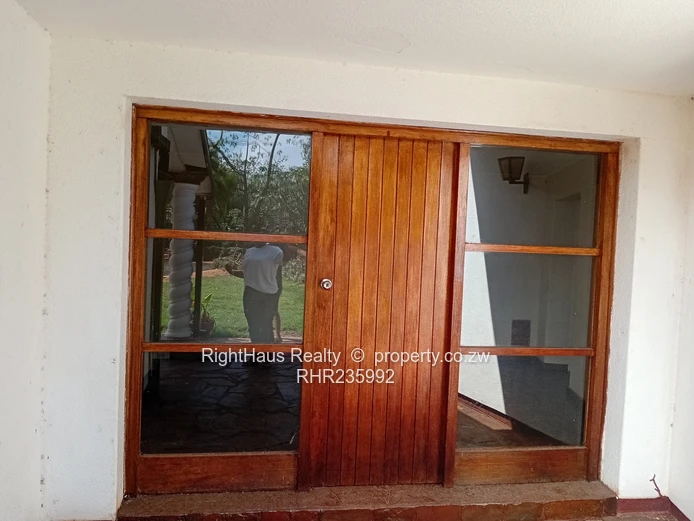 Greystone Park Oasis: Perfect Blend Of Space & Tranquility