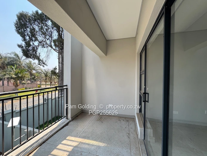 Modern 3 Bedroom Apartment - Highlands 