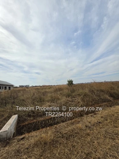 Pomona City Residential Stands For Sale