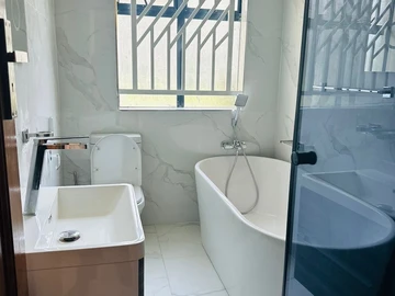 3 Bedroom Garden Flat