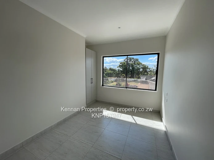 Amazing Location Close To Sam Levys Village