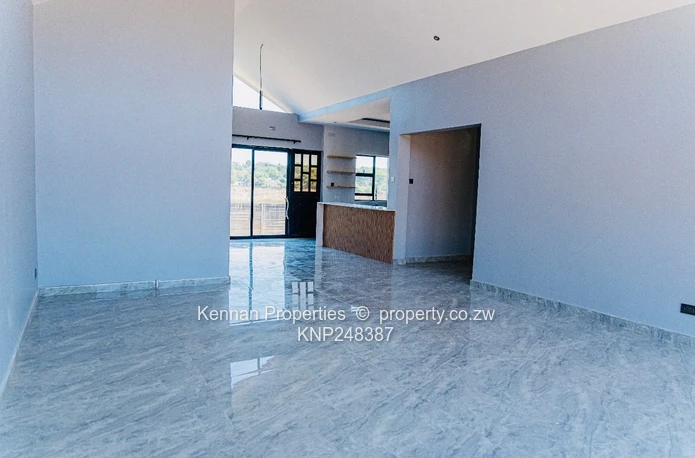 4 Bedroom Single Storey Townhouse For Sale In Mandara 