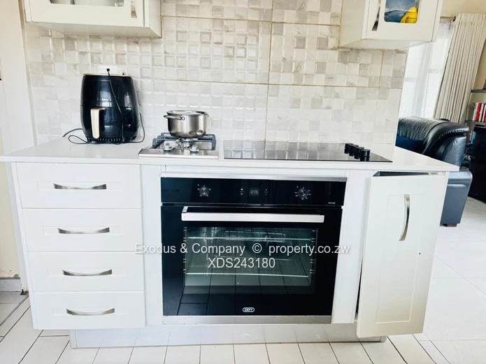 House for Sale: Avondale West (close to Suffolk)