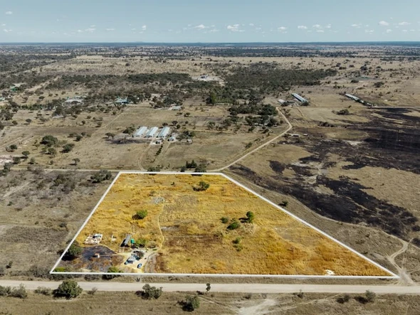 Farm & Agricultural Land