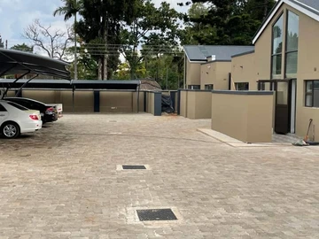 3 Bedroom Garden Flat