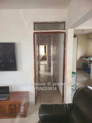 Victoria Range, Masvingo - HOUSE FOR SALE