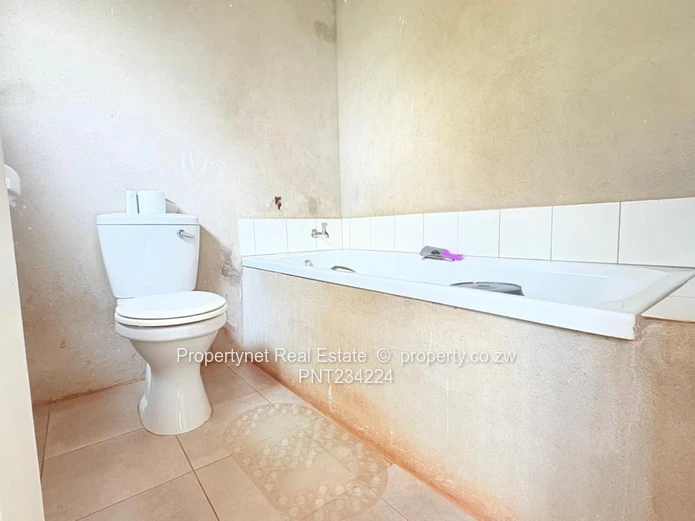 Neat Modern Double-Storey Family Home!!!