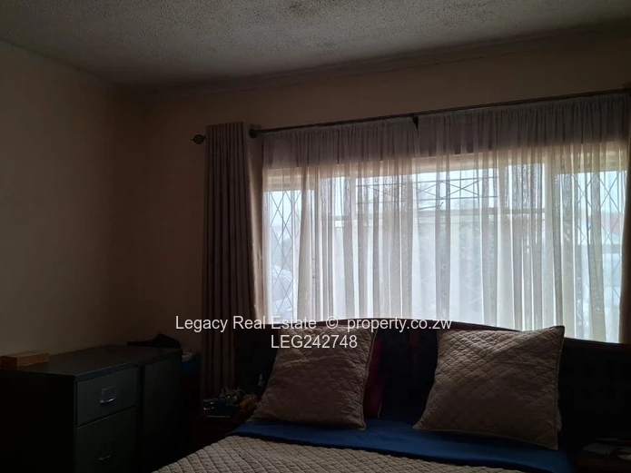 Well-Maintained 3 Bedroom Home on 998sqm Stand