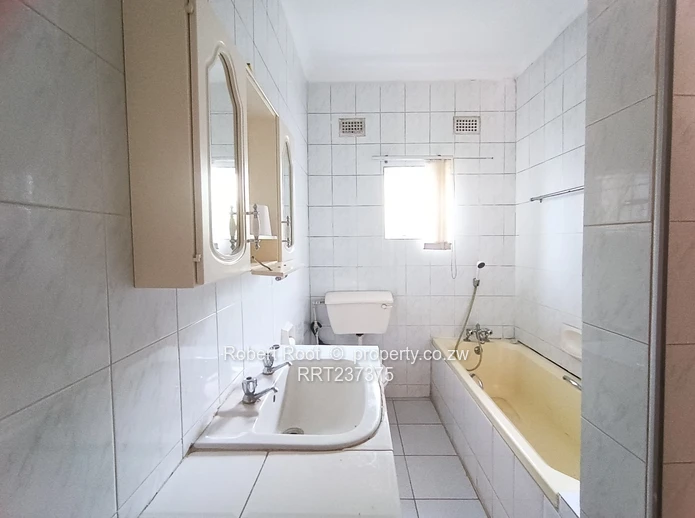 3 bed cluster home in Avondale West